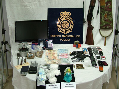 Material Incautado por el Cuerpo Nacional de Policia de B&eacute;jar