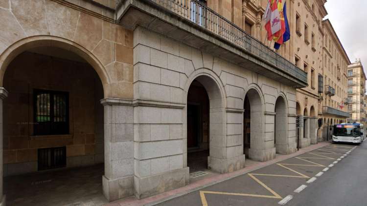 Fachada de la Audiencia Provincial de Salamanca