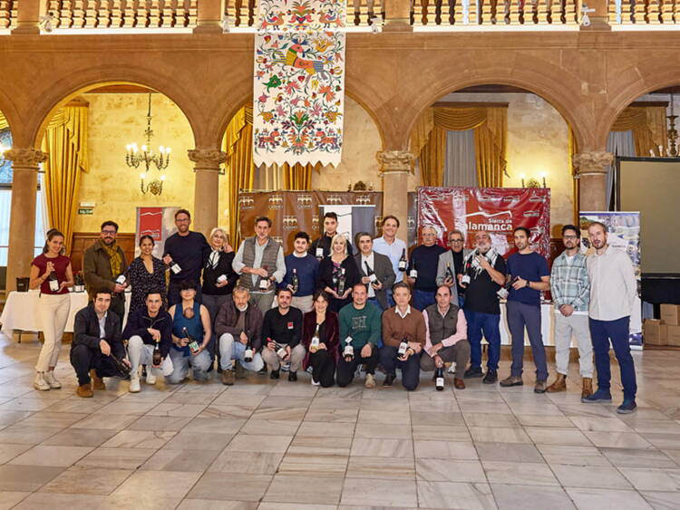 Presentación de los vinos de la DOP Sierra de Salamanca en el Casino de Salamanca