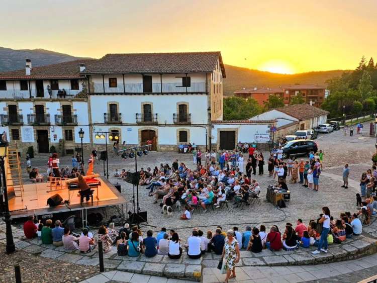Plaza del Humilladero, Candelario