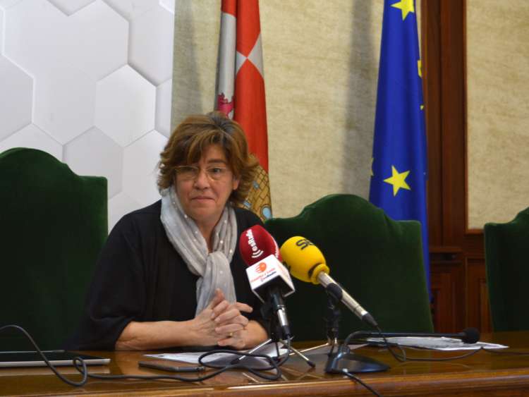 Alcaldesa presenta las actividades de la Covatilla durante el Carnaval