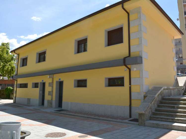 Edificio en el parque en el que se ubican los aseos