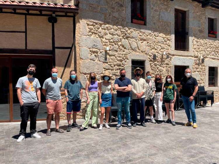 Premiados con las Becas de la USAL y la Diputación en San Esteban de la Sierra