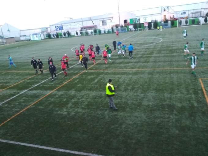 Un momento del encuentro entre el Betis CF y el Béjar Industrial. Imagen del TW del club