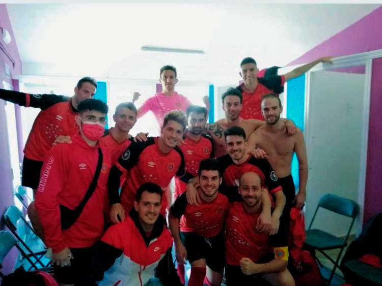 Jugadores posando para foto