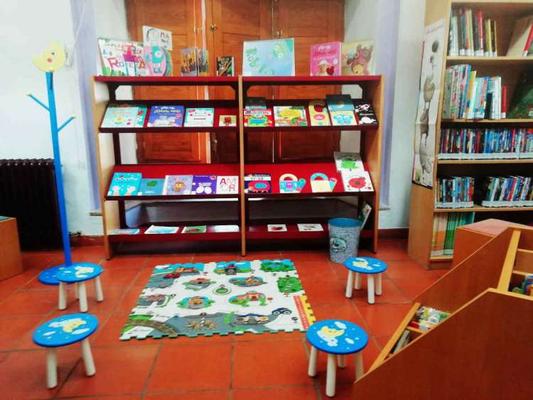 Nuevo espacio en la bilioteca infantil