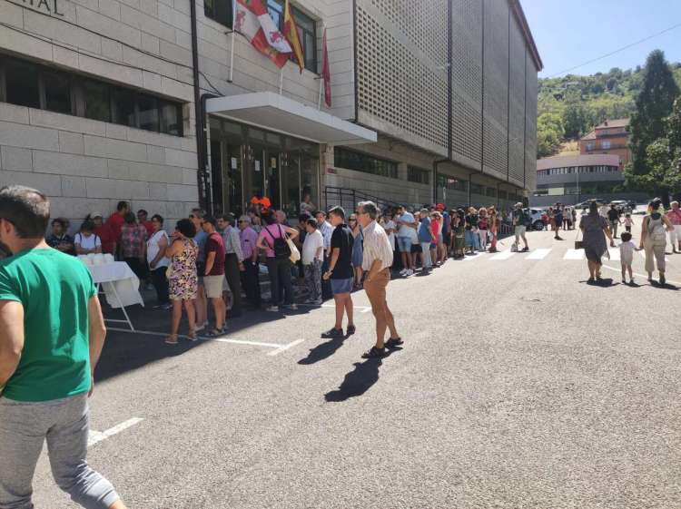 Público asistente a la degustación del calderillo bejarano