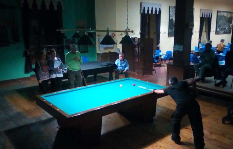 Inicio de las partidas campeonato de billar del Casino Obrero