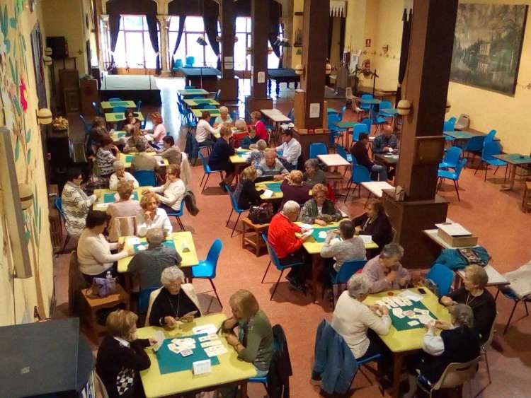 Campeonato de remmy mixto en el Casino Obrero de Béjar