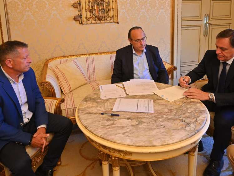 Cesión Albergue de Candelario