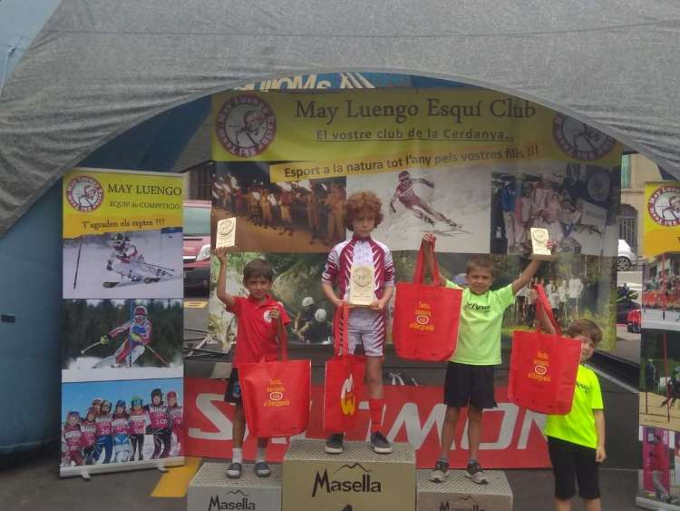 Carlos Sánchez en podium