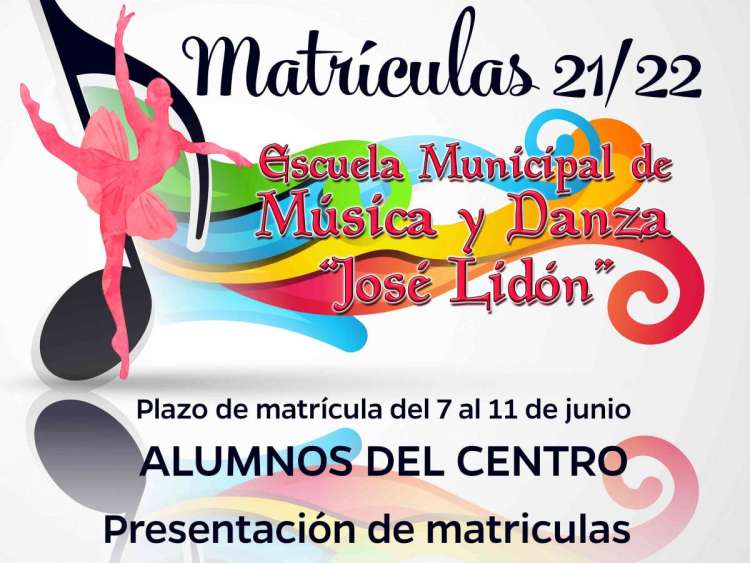 Vista parcial del cartel anunciador de la apertura de matrícula