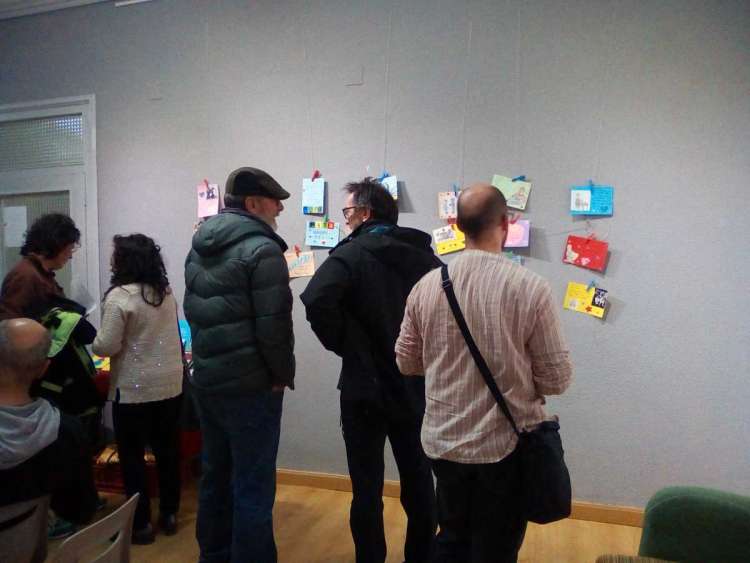 Exposición de postales del concurso Padre Igualitario en el Casino Obrero de Béjar