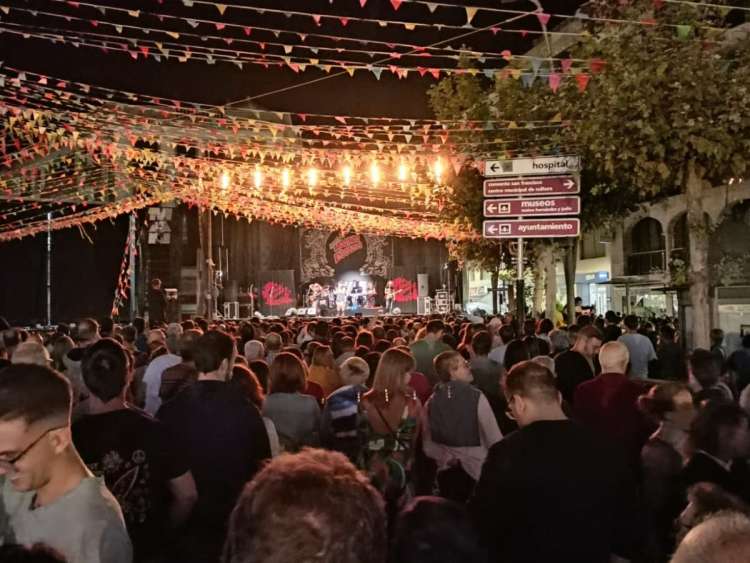 Concierto Mojinos Escozíos en Béjar