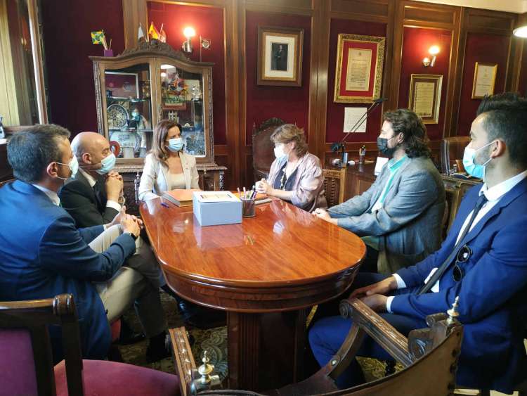 Un momento de la reunión en el Ayuntamiento de Béjar