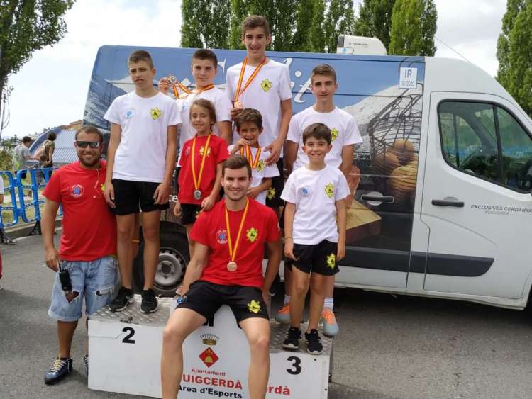 Equipo Club de Esquí  La Covatilla Covaline