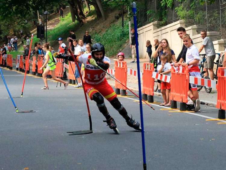 David Gómez Sánchez compitiendo con la selección en Polonia