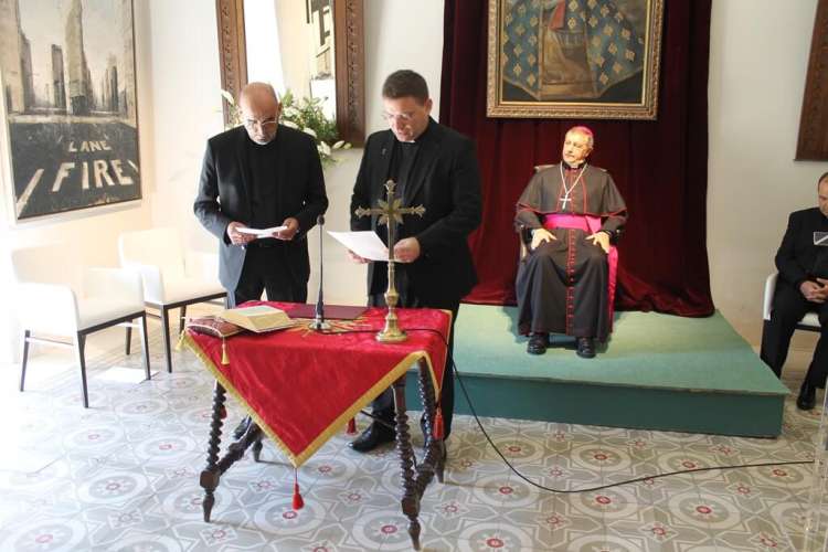 Jacinto Núñez Regodón y Francisco E. Barrado Broncano durante la toma de posesión