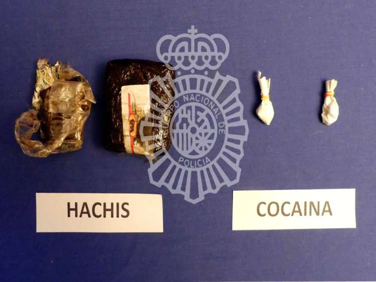 Droga incautada al detenido por la Policía Nacional de Salamanca 