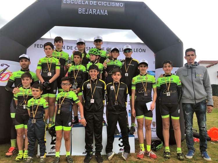Todos los integrantes de la Escuela de Ciclismo de Béjar en el BTT Ciudad de Béjar