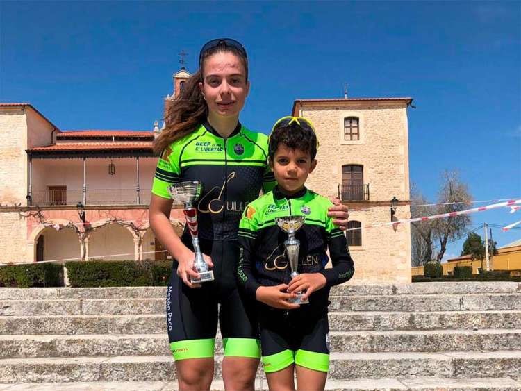Natalia Ovejero y David Martín en el podium de la prueba de Aranda de Duero