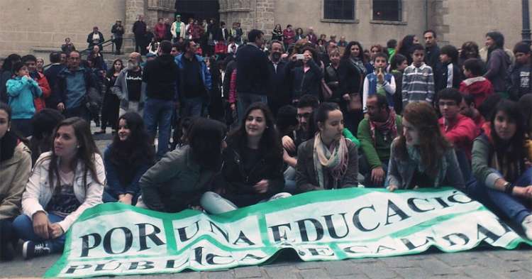 Manifestación en defensa de la educación en Béjar