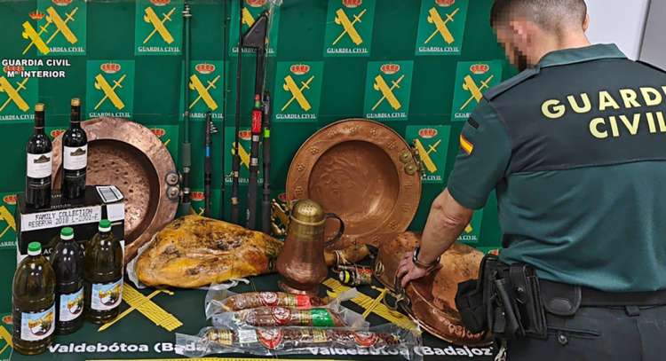 Objetos recuperados por la Guardia Civil