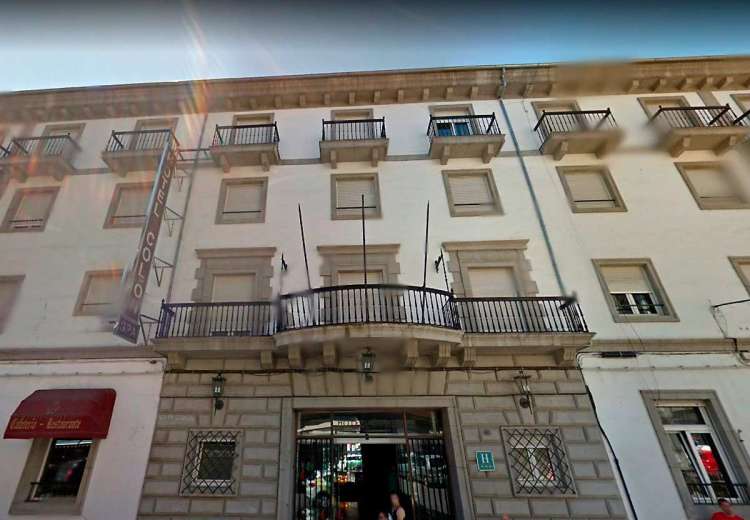 Fachada del Hotel Colón de Béjar