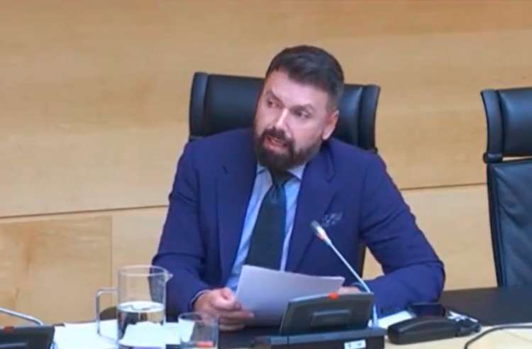 José Ramón García,  UPL,  en las Cortes