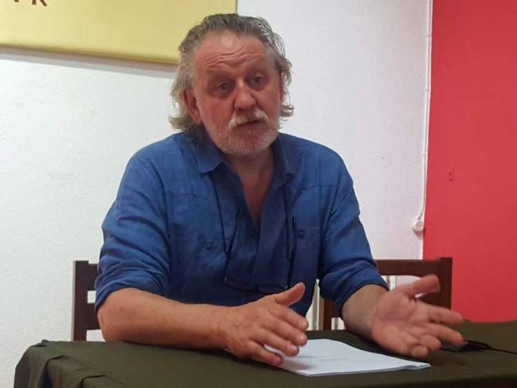 Luis Felipe comendador en el Casino Obrero