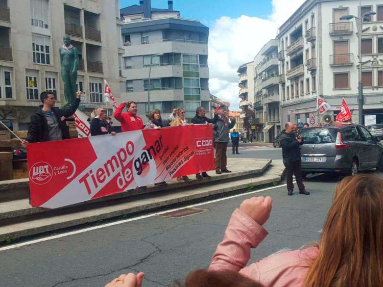 Manifestación del Primero de Mayo en la Plaza de España