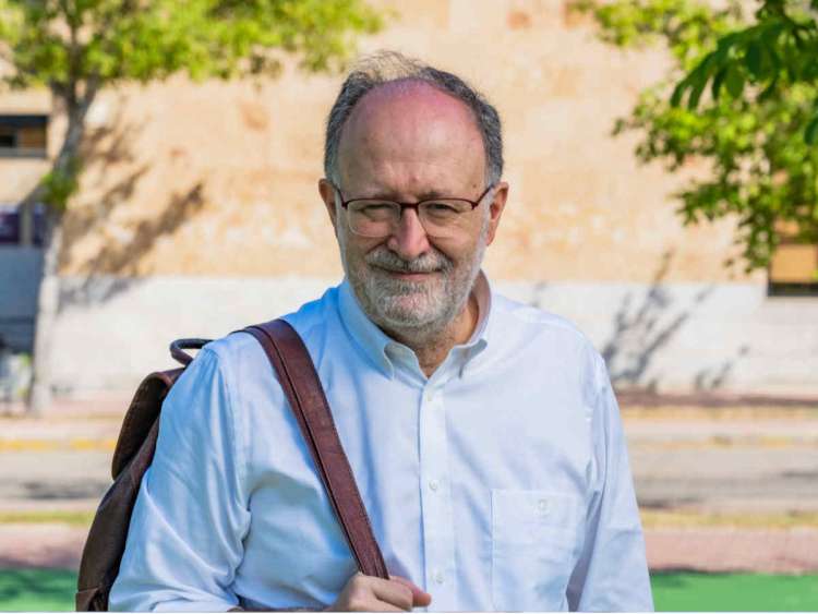 Mariano Esteban Candaidato a rector de la USAL