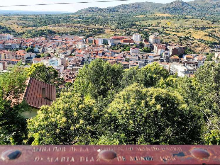 Vista de Béjar desde el Mirador de la Virgen del Castañar