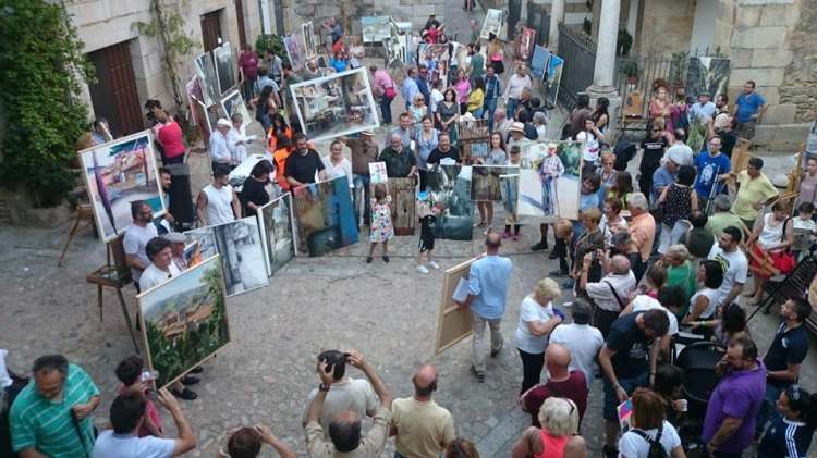 VII Certamen de Pintura Rápida de Mogarraz. Imagen Facebook Alcaldesa de Mogarraz