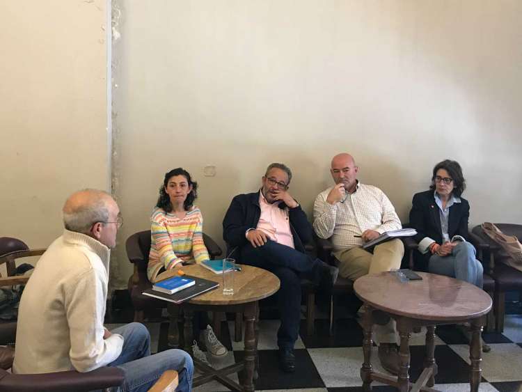 Reunión entre los partidos políticos municipales y la PDBB