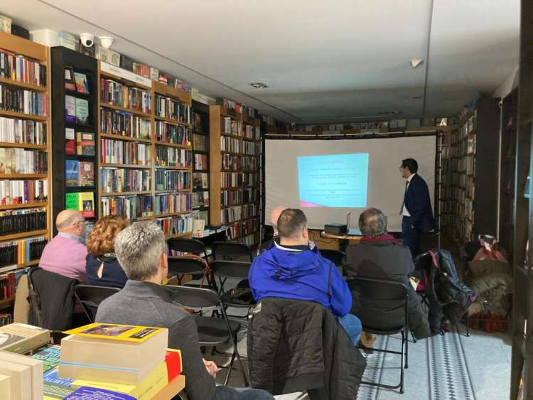 Presentación del libro en la librería Victor Jara