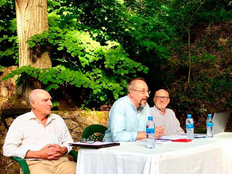 Presentación del libro de Lola González Canalejo. Antonino González Canalejo, José Muñoz Domínguez y el catedrático Enrique Cámara de Landa
