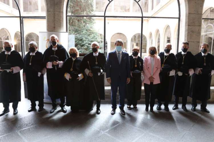 Parte del profesorado durante el inicio del curso académico