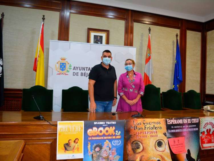 Presentación de la nueva programación del Teatro Cervantes de Béjar