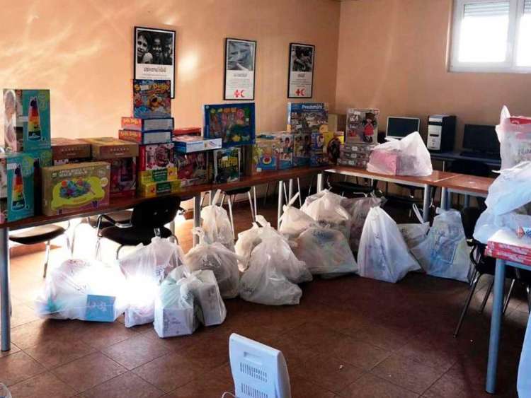 Regalos almacenados Rotary Club