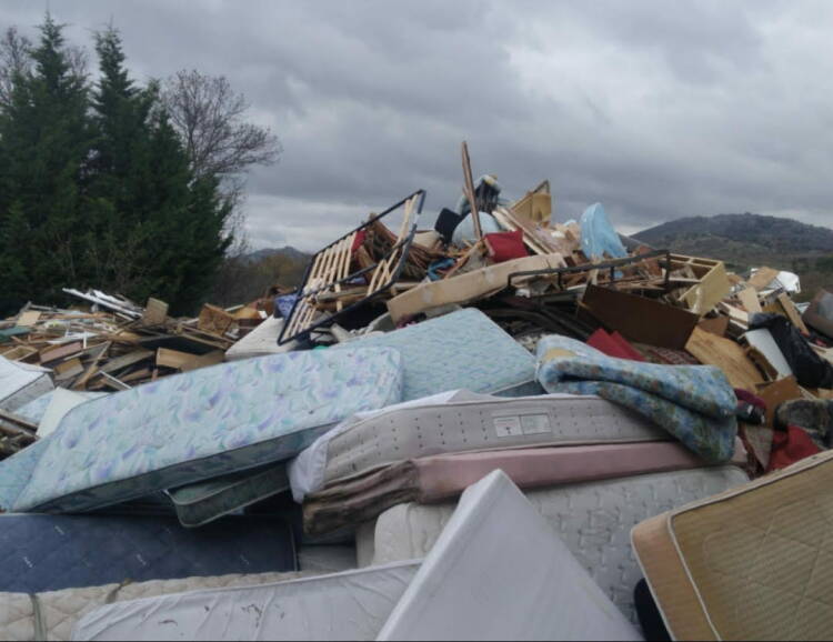 Residuos en el Punto Limpio , imagen facilitada por el PP