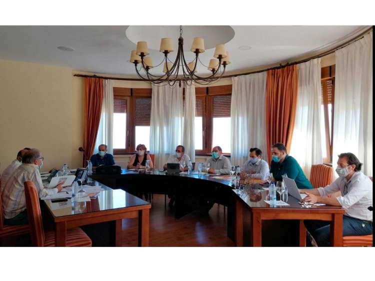 Reunión en La Covatilla de los representantes de municipios de la Red Vía de la Plata