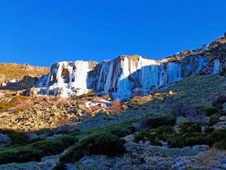 Los Canalizos Rutas por el entorno de Candelario