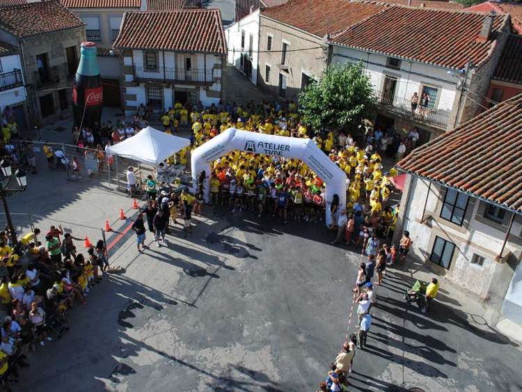 Salida de la carrera Subida a la Teta de Medinilla