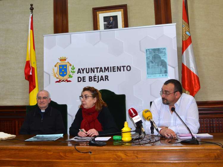 Félix Pérez Ana V. Peralejo, y  el concejal de Medio Ambiente, José Ángel Hernán 