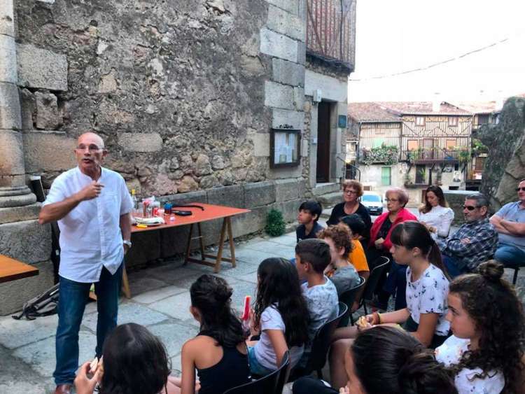 Santiago Velasco, en el Solano de Mogarraz, Imagen FB de Alcaldesa de Mogarraz