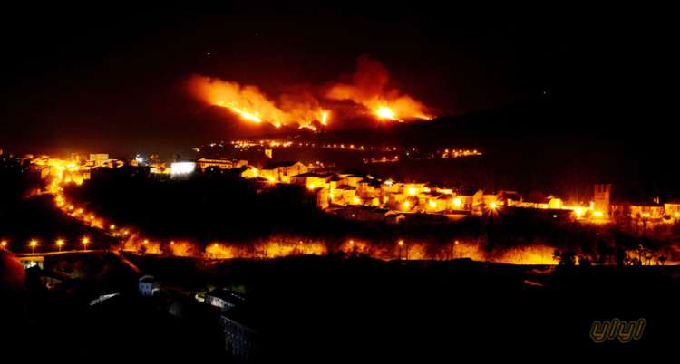 Incendio en la Sierra de Béjat