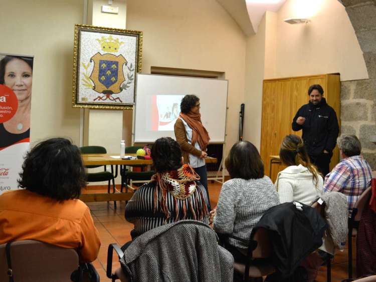 Comienzo del taller Gira Mujeres
