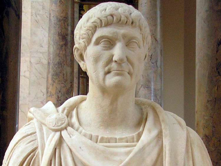 Busto de Marco Ulpio Trajano