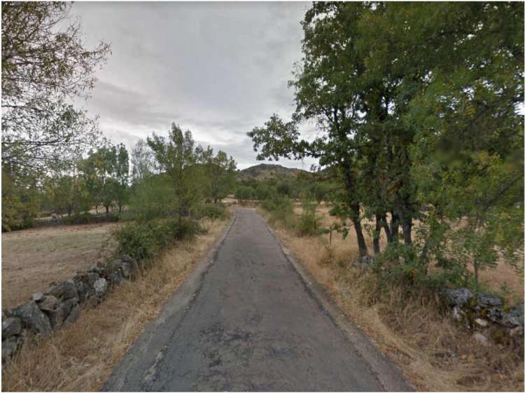 Tramo de la carretera para la que los vecinos reclaman la intervención de la Diputación
